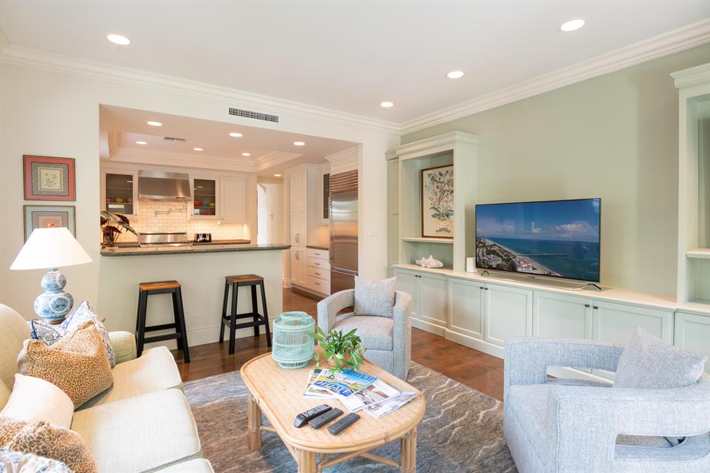 CHILEAN CONDOMINIUM OF PA - Residential