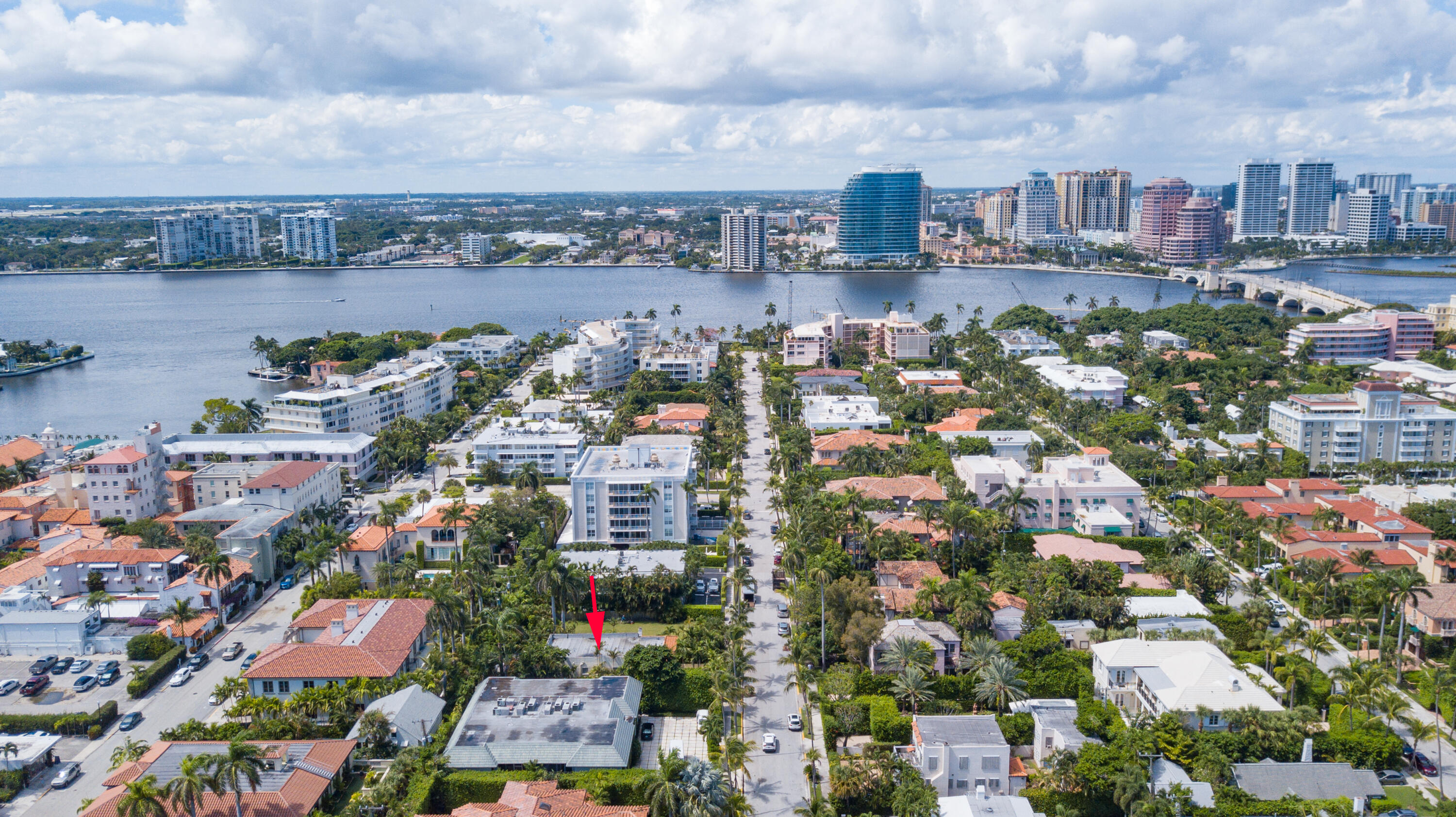 CHILEAN CONDOMINIUM OF PALM BEACH - Residential