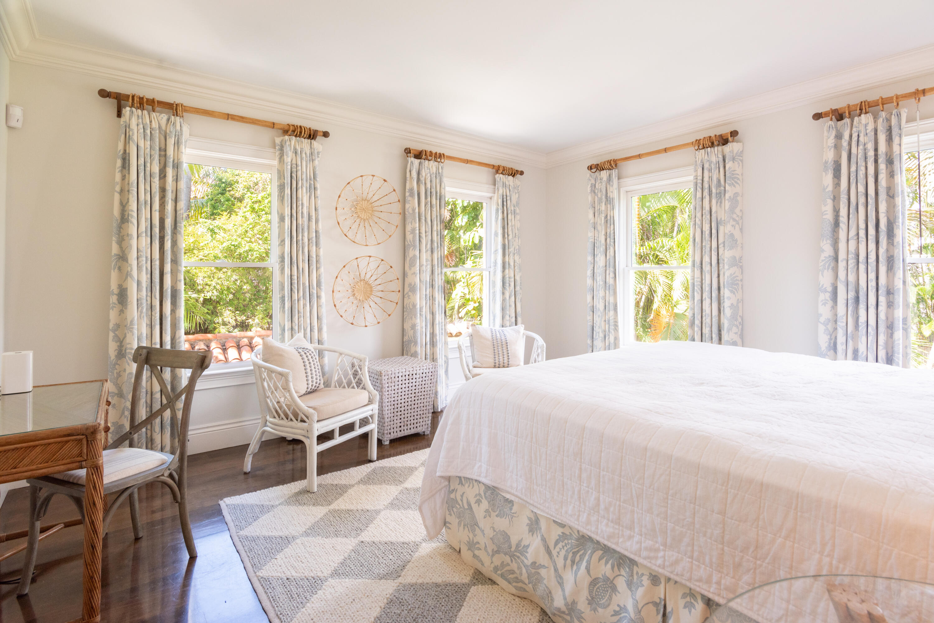 CHILEAN CONDOMINIUM OF PALM BEACH - Residential