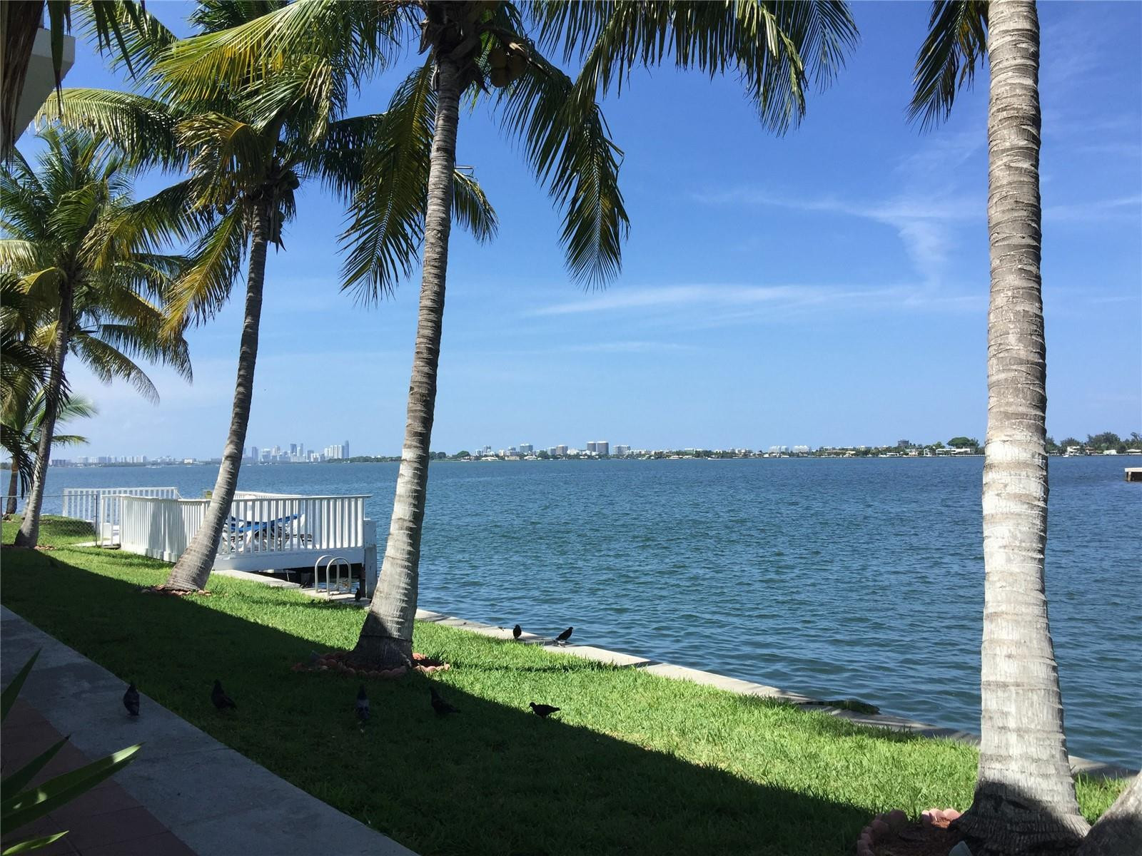 HARBOR CONDO - Residential