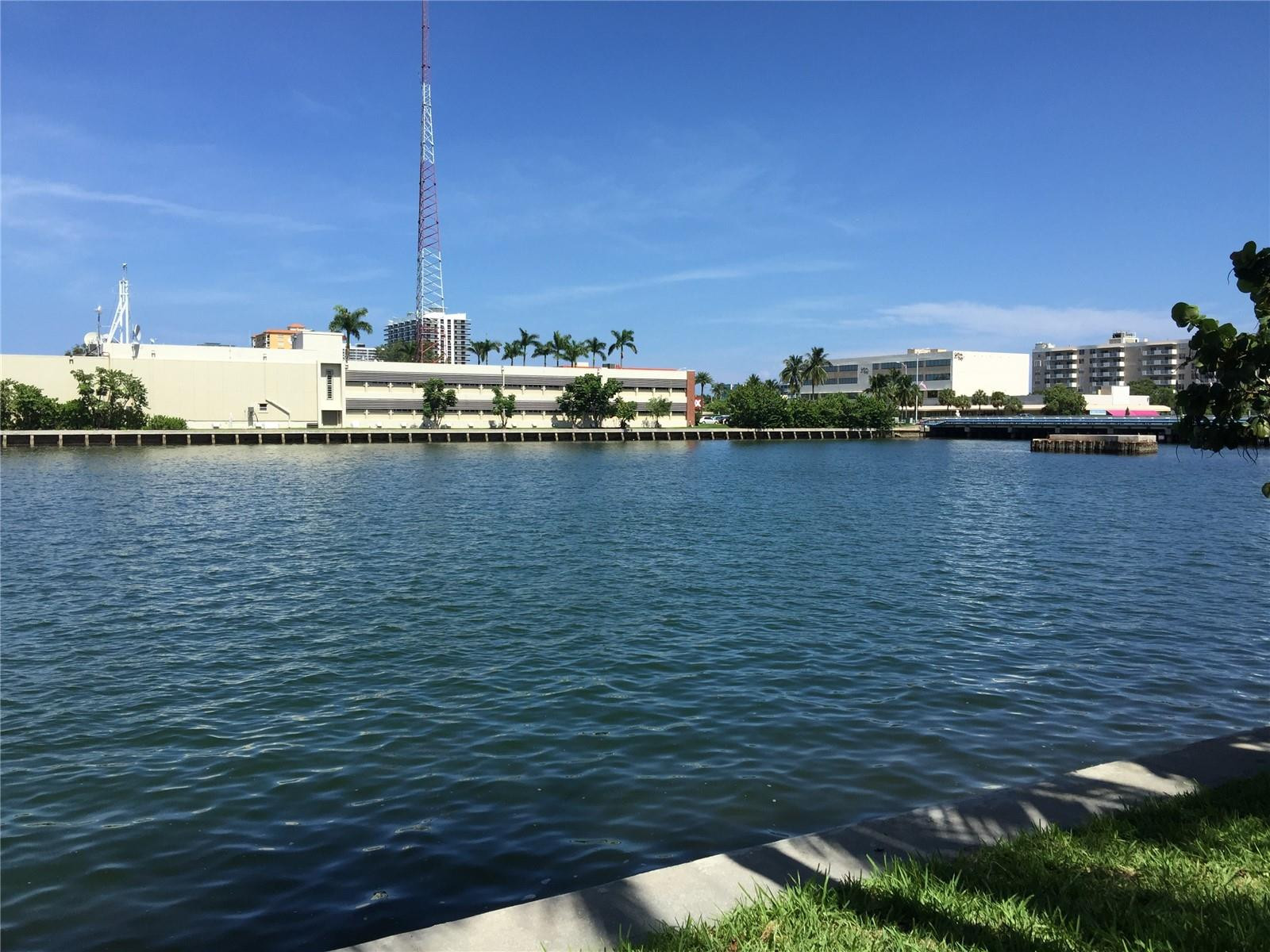 HARBOR CONDO - Residential