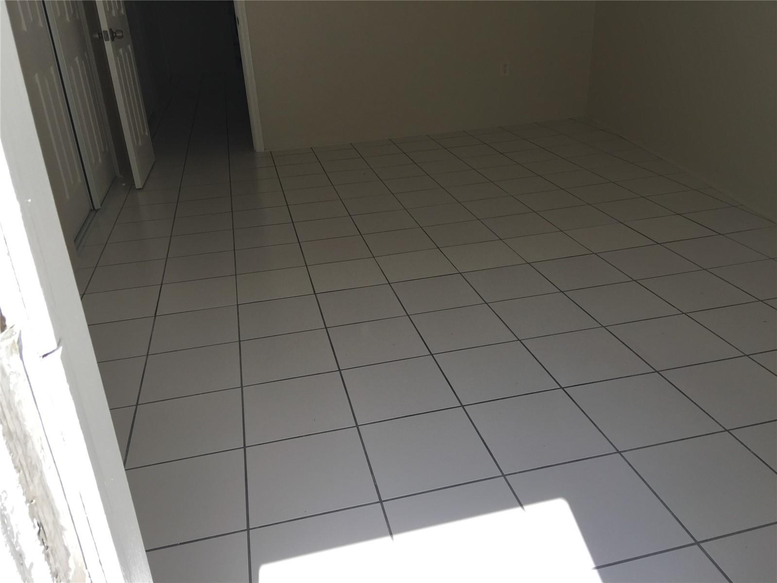 HARBOR CONDO - Residential