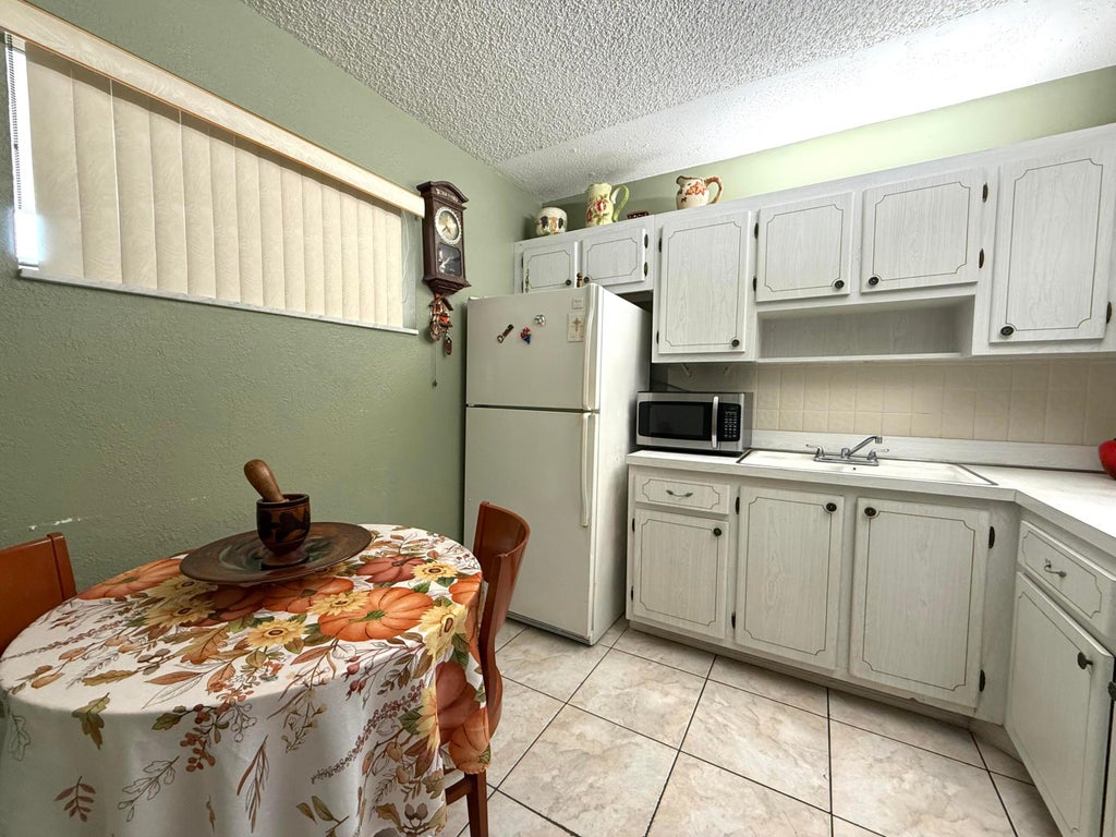 Photo of 2855 GARDEN Drive S #306, Palm Springs, FL 33461 (MLS # B26093020)