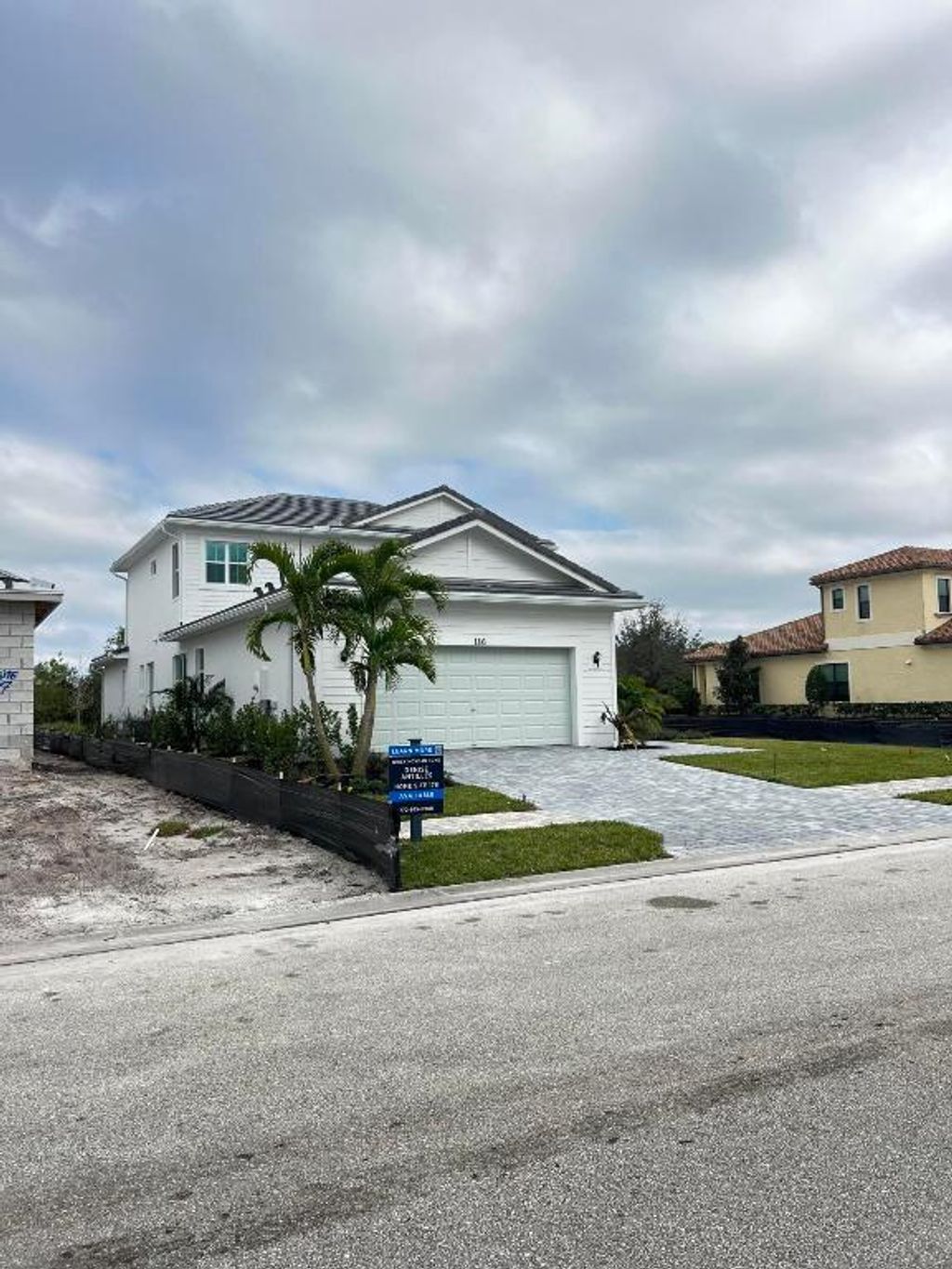 Photo of 186 SE Calmo Circle, Port Saint Lucie, FL 34984 (MLS # R10949135)