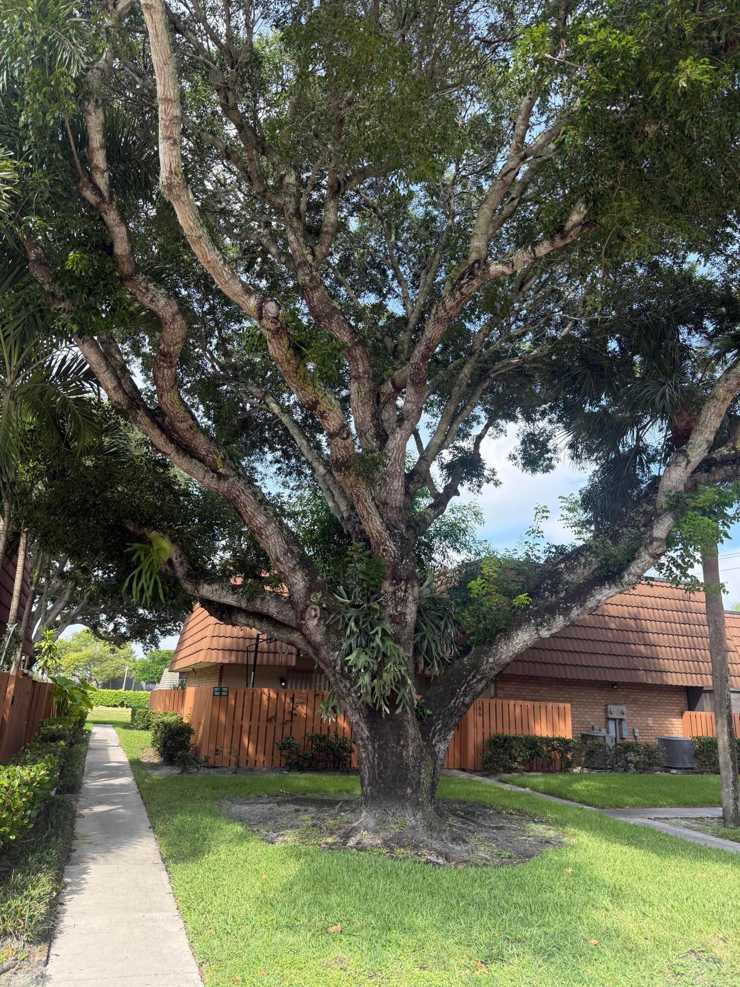 187 Charter Way