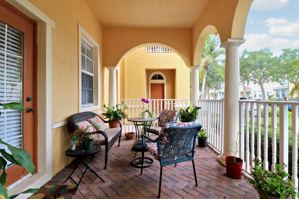 Photo of 127 Seagrape Drive, Jupiter, FL 33458 (MLS # B26050812)