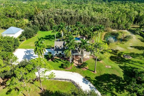 A home in Loxahatchee