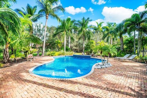 A home in Loxahatchee