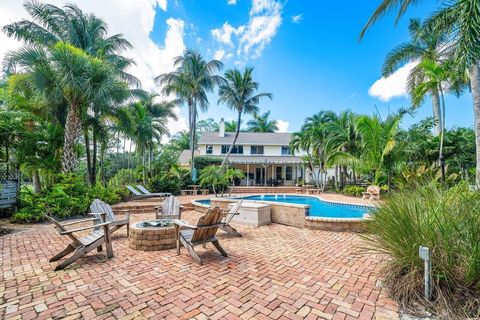 A home in Loxahatchee