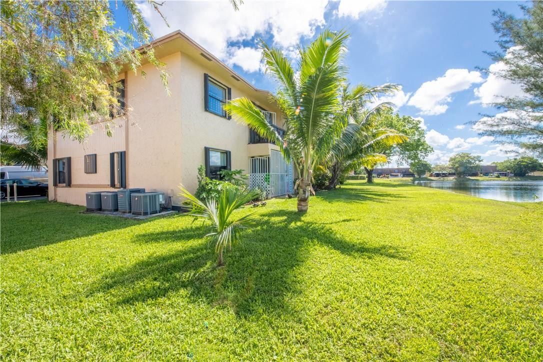 LAGO GRANDE - Residential