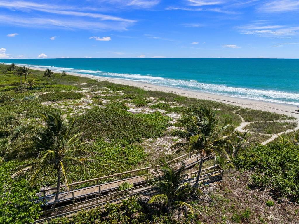 Photo of 3216 S Lakeview Circle #5-202, Hutchinson Island, FL 34949 (MLS # R10987576)