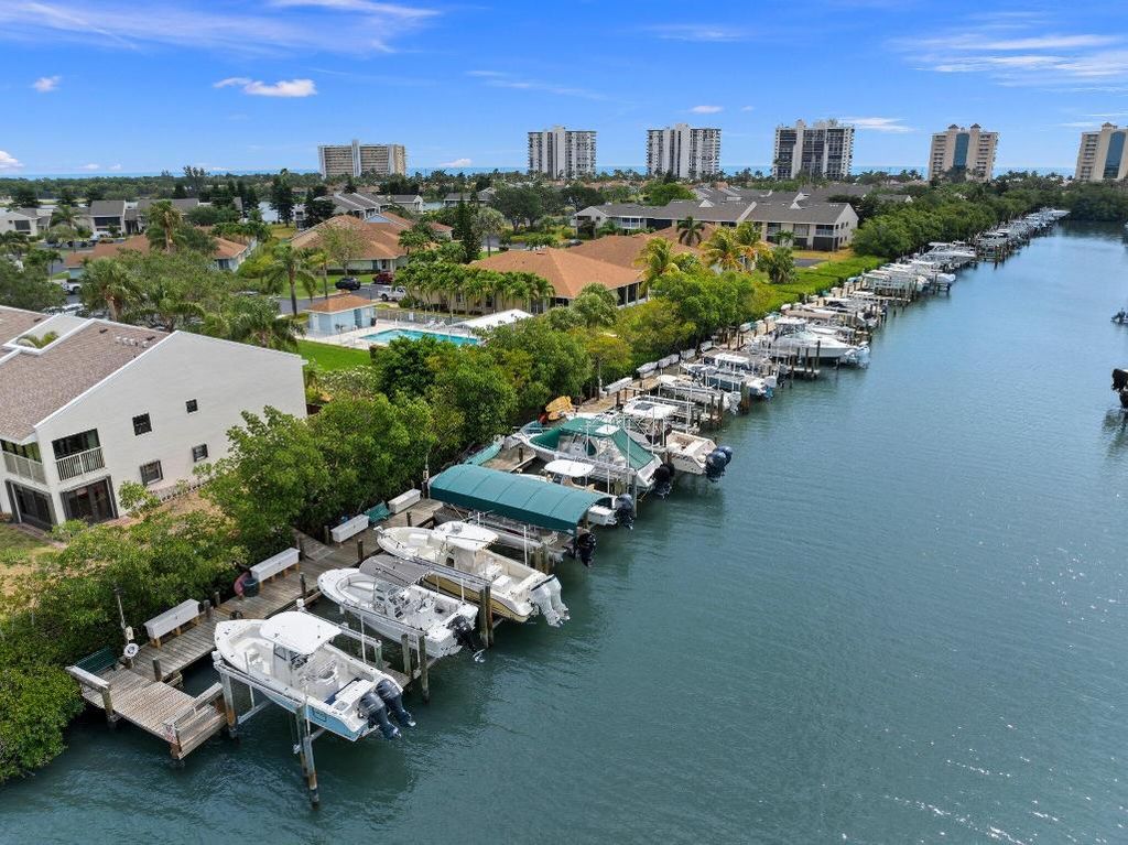 Photo of 3216 S Lakeview Circle #5-202, Hutchinson Island, FL 34949 (MLS # R10987576)