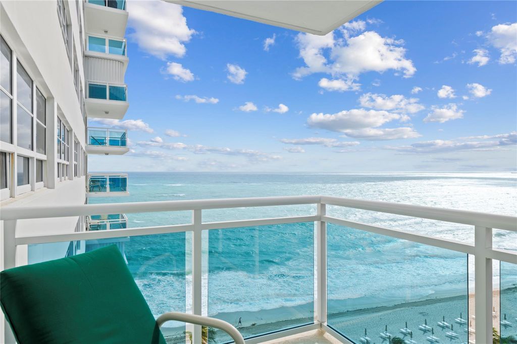 Photo of 3430 Galt Ocean Dr #1208, Fort Lauderdale, FL 33308 (MLS # F10541931)