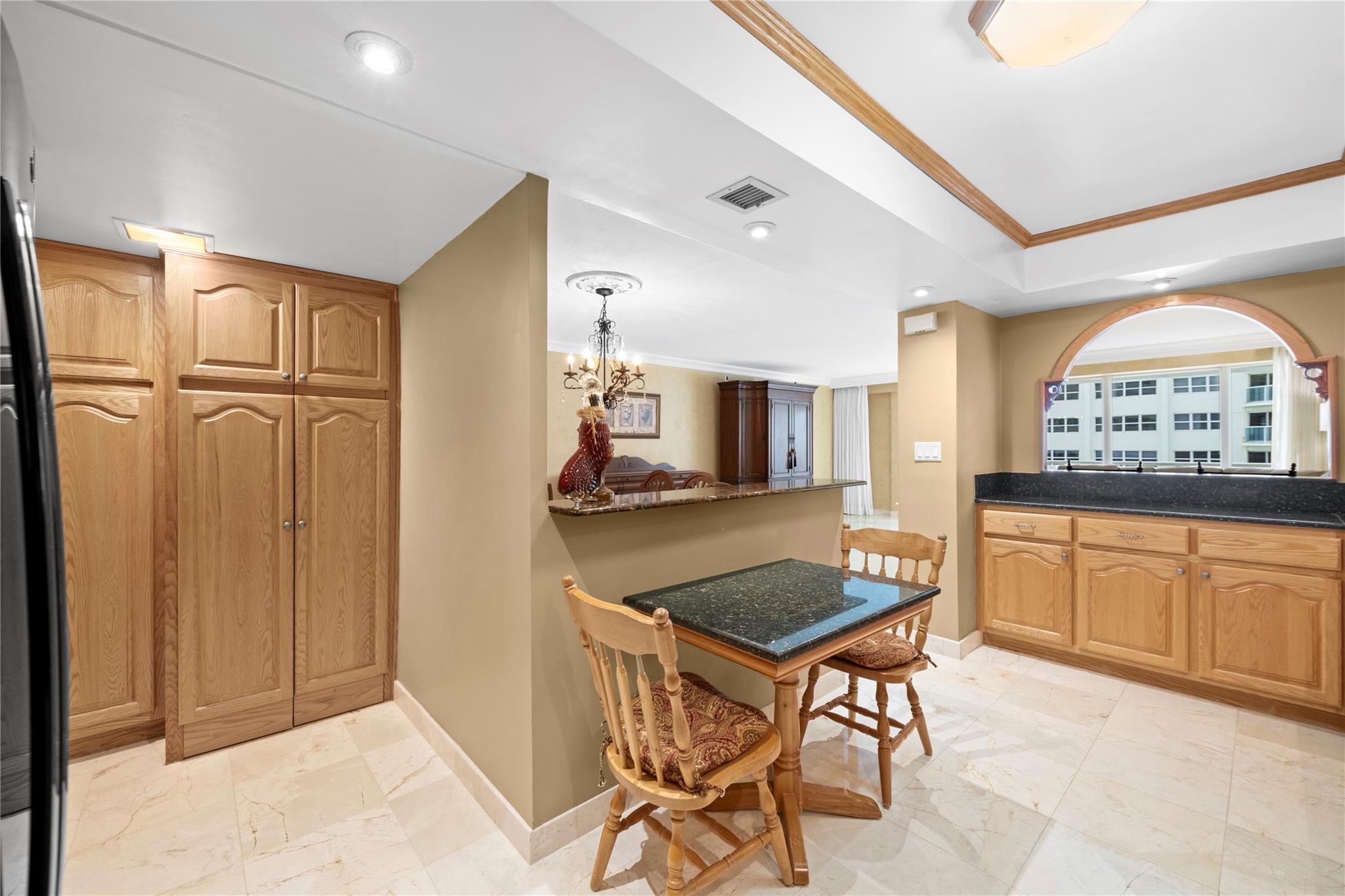 The Commodore - Residential