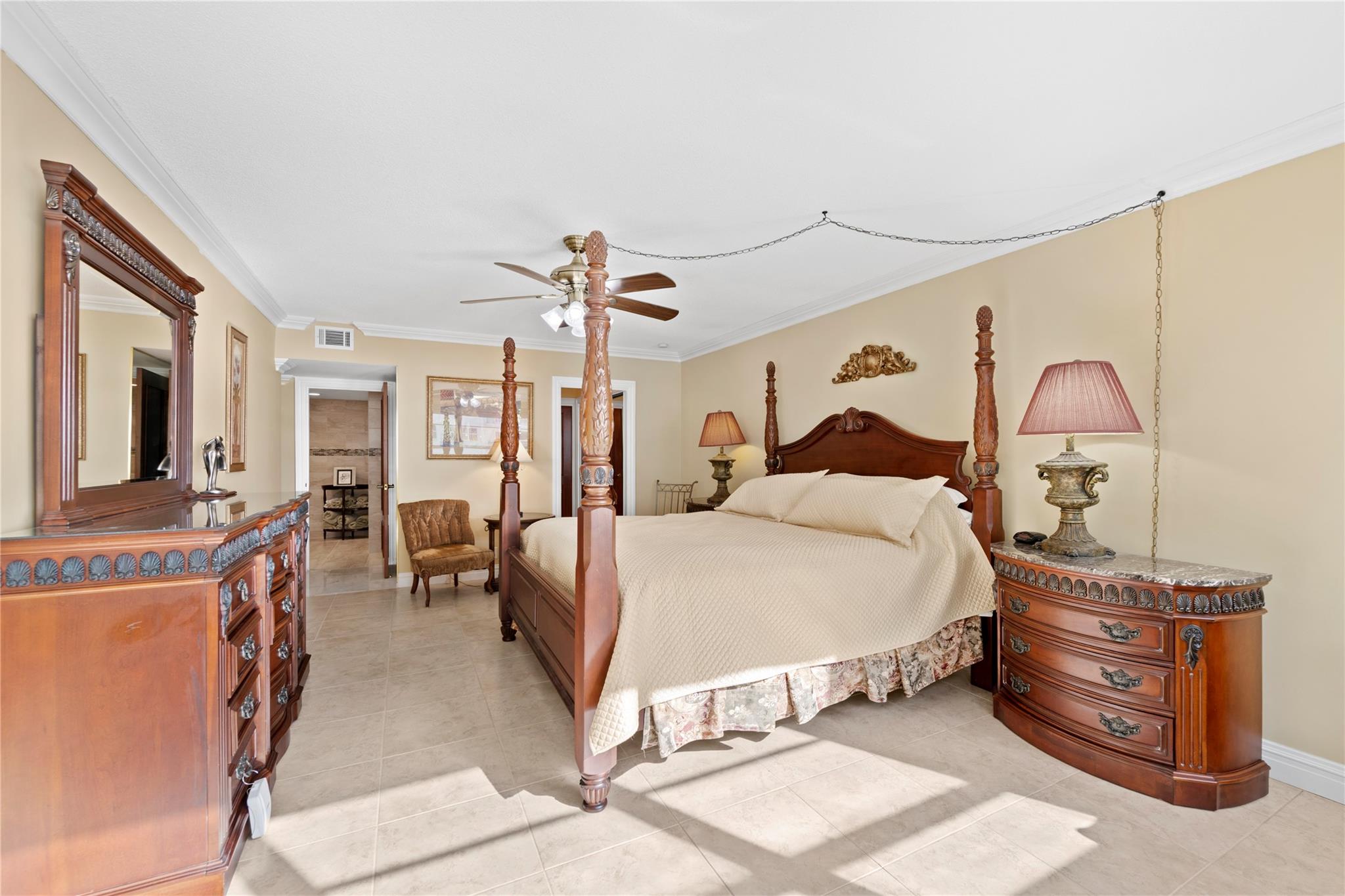 The Commodore - Residential