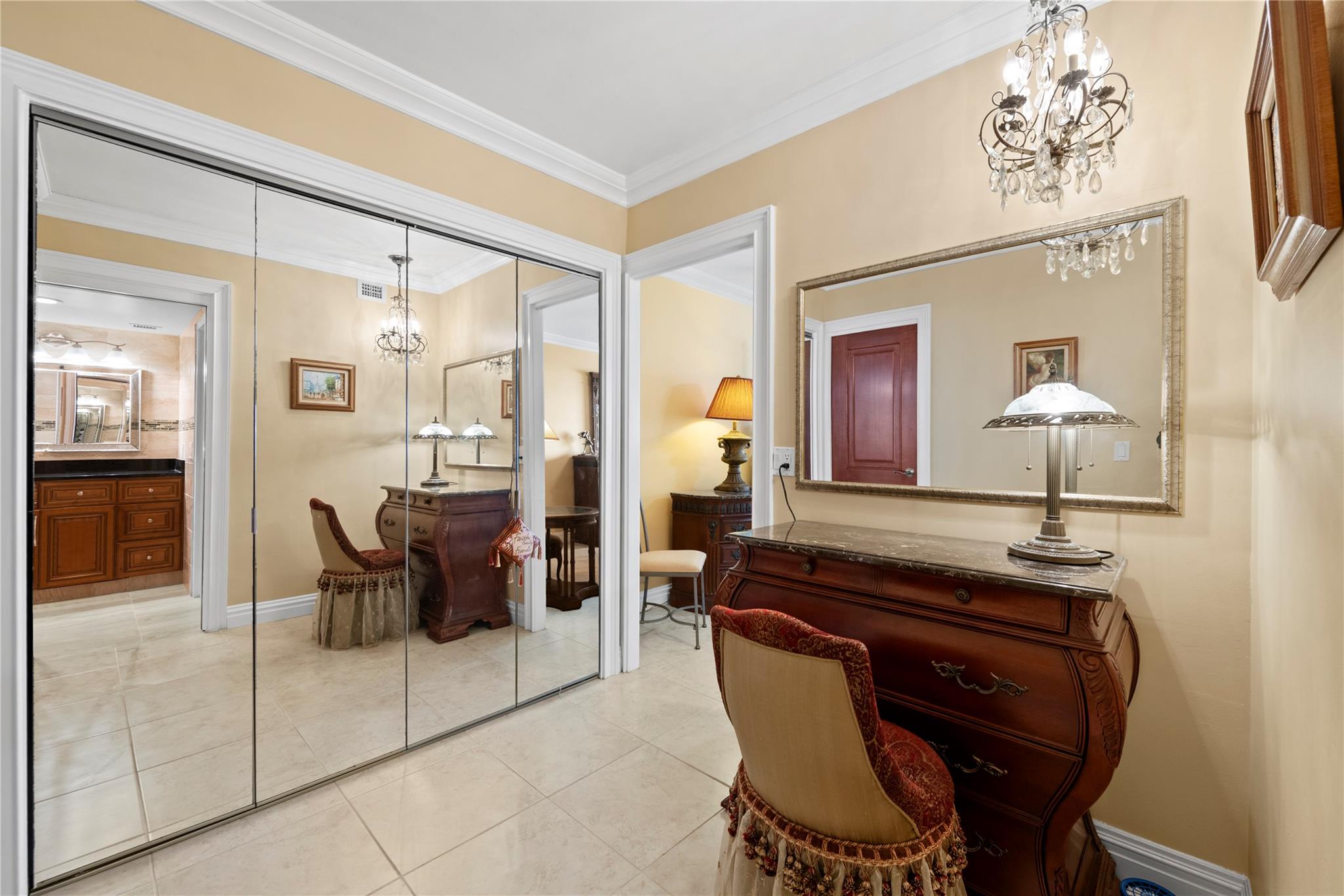 The Commodore - Residential