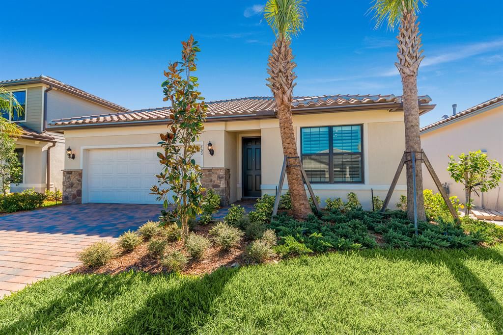 Photo of 700 SE Boboli Way, Port Saint Lucie, FL 34984 (MLS # R10758279)