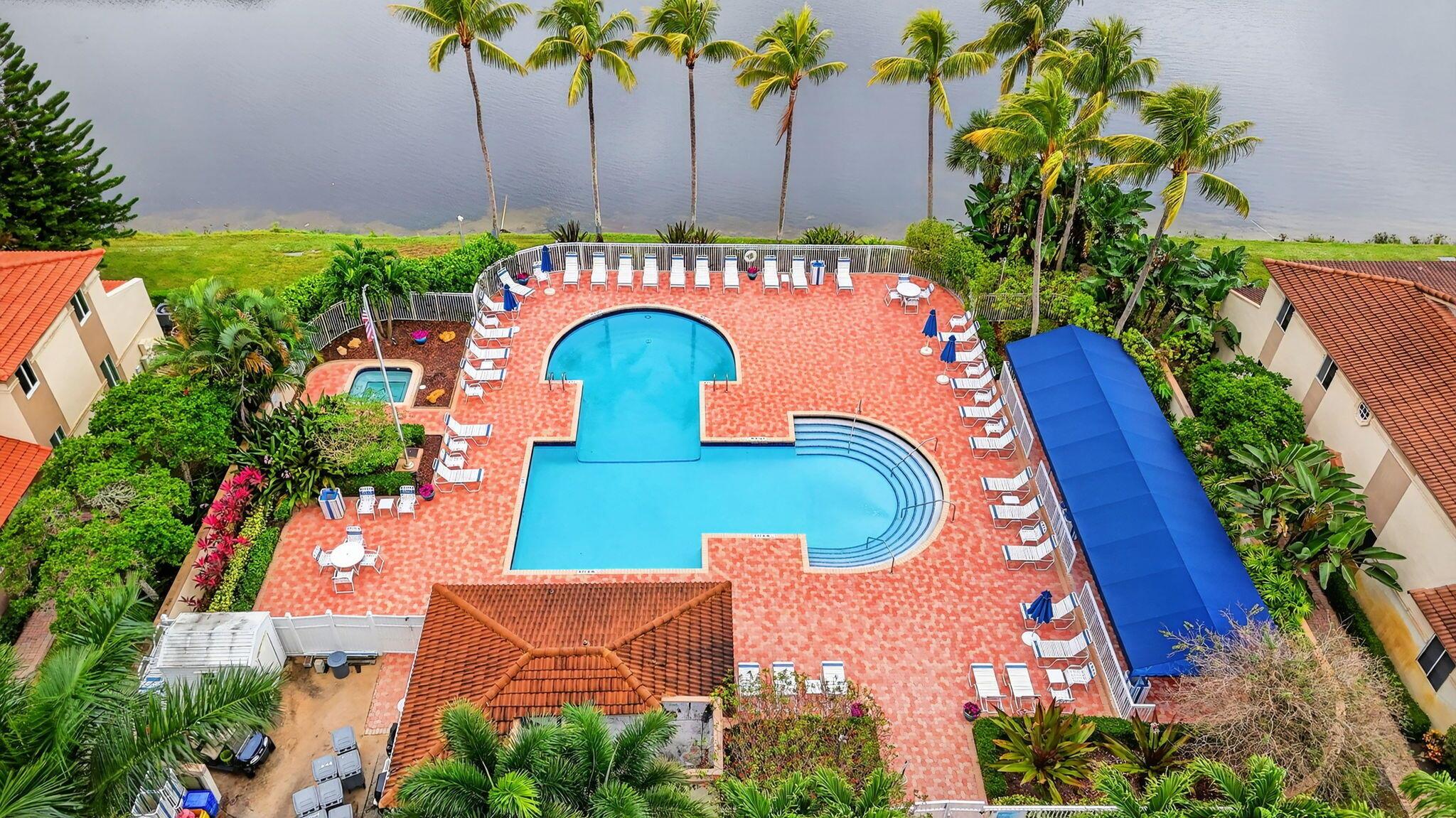 PLUM AT BOCA POINTE CONDO - Residential