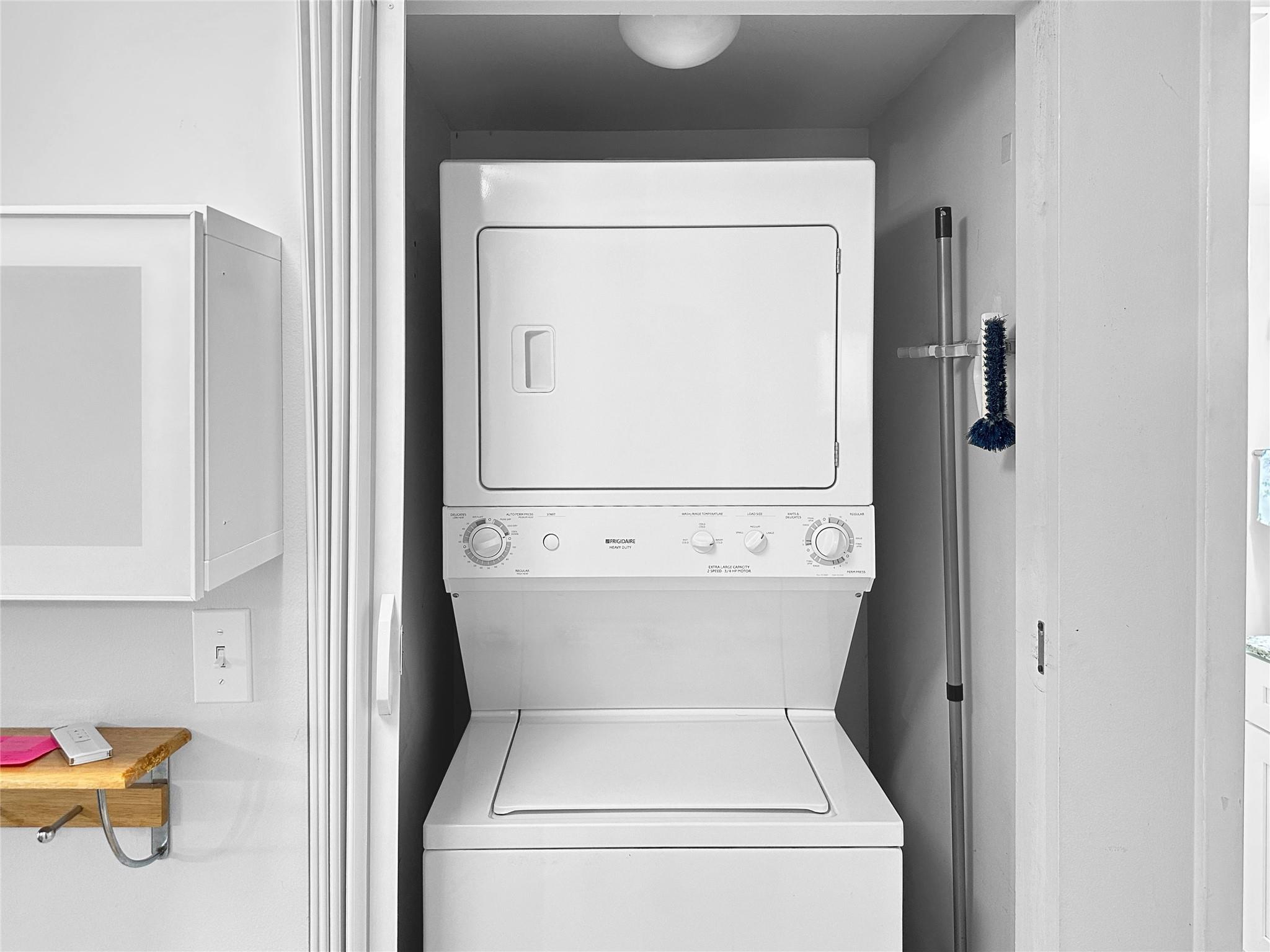 901 Colony Point Circle 116