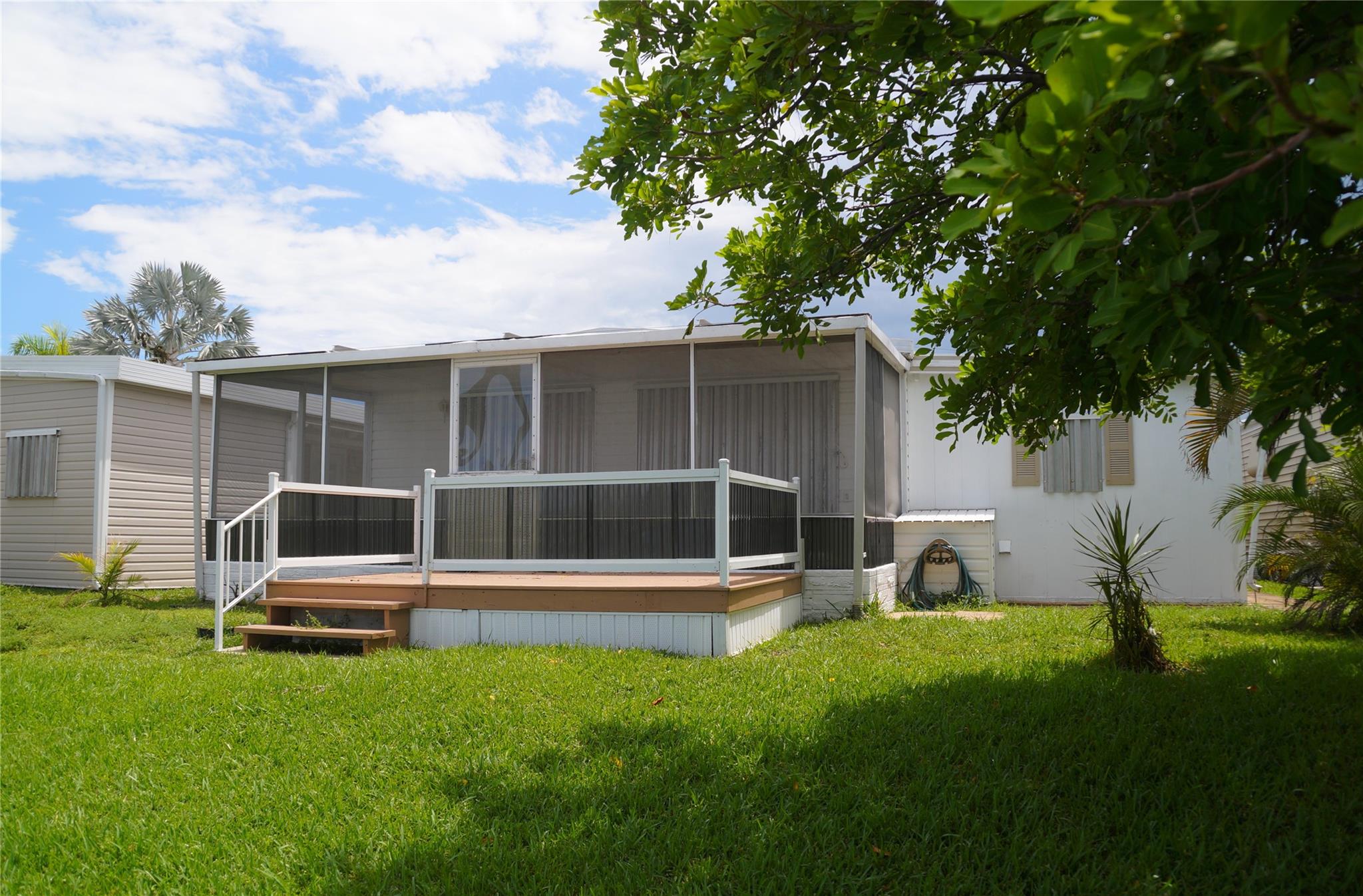 Ravenswood Estates & Mari - Residential