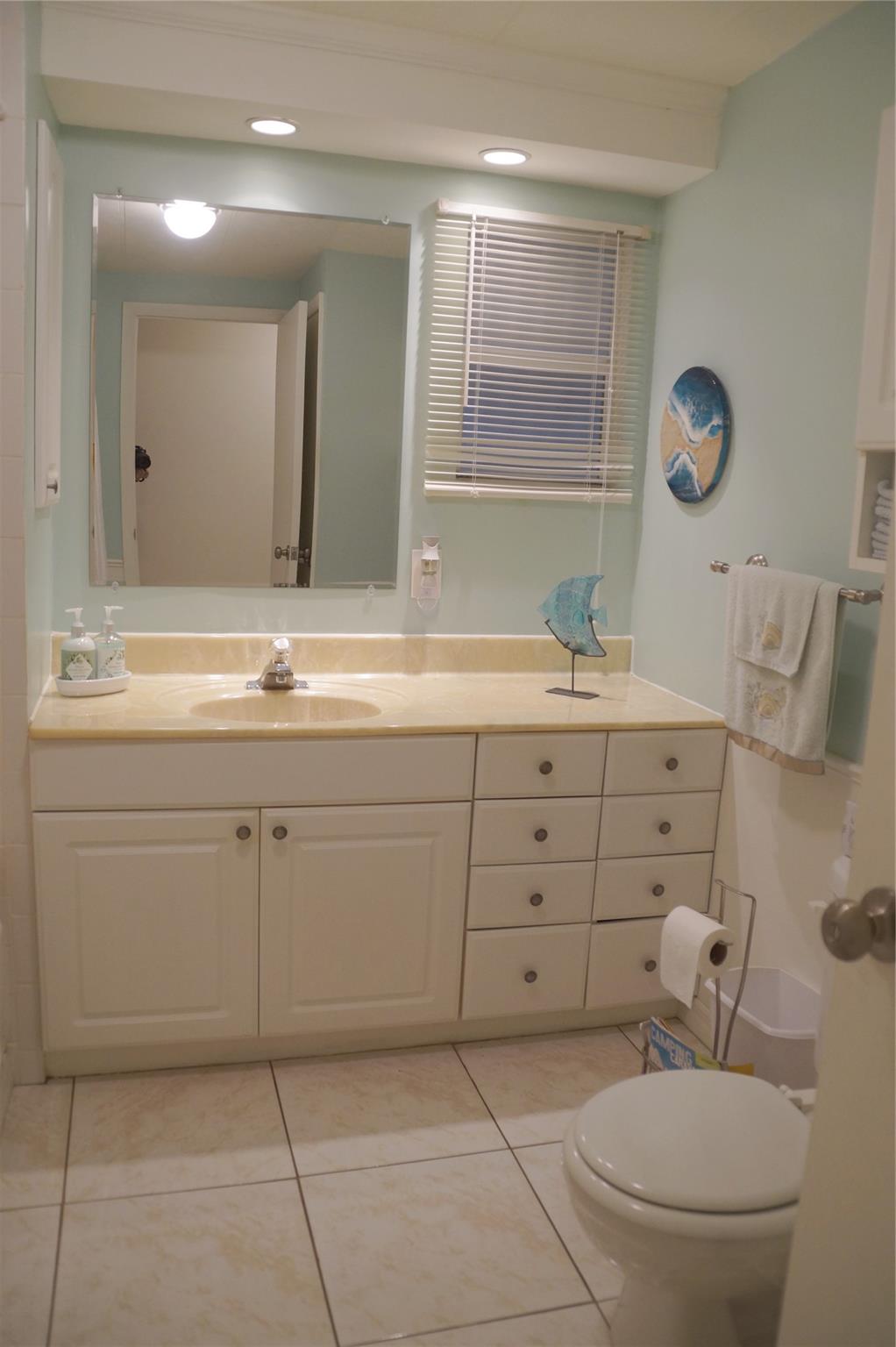 Ravenswood Estates & Mari - Residential