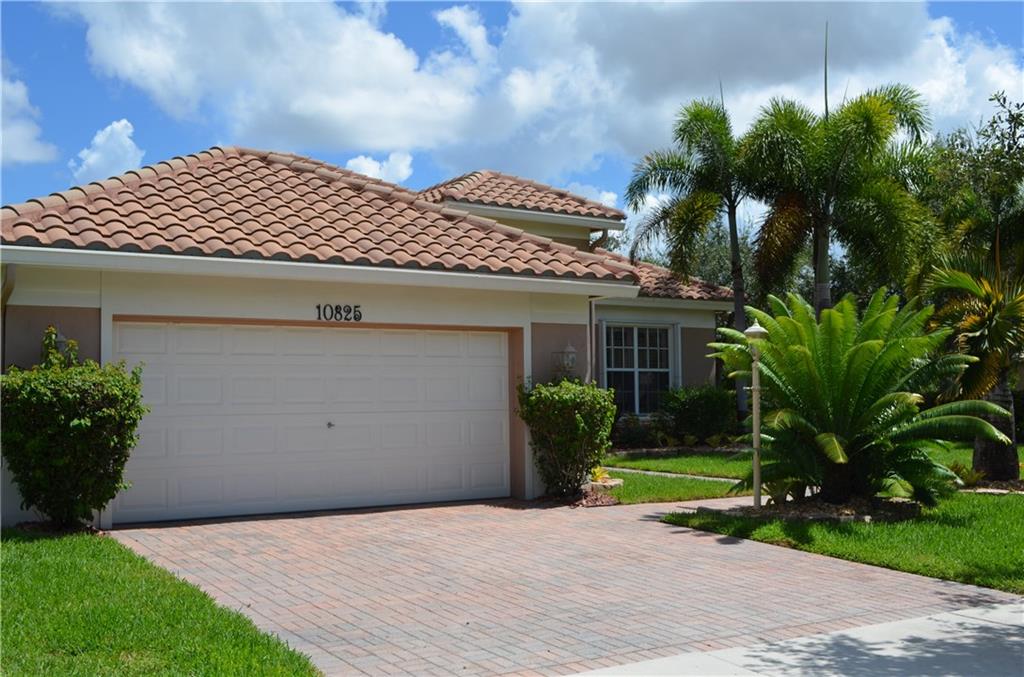 PARKLAND ISLES - Residential