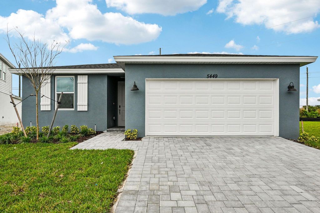 Photo of 5449 Hampton Park Circle, Vero Beach, FL 32966 (MLS # R11145744)