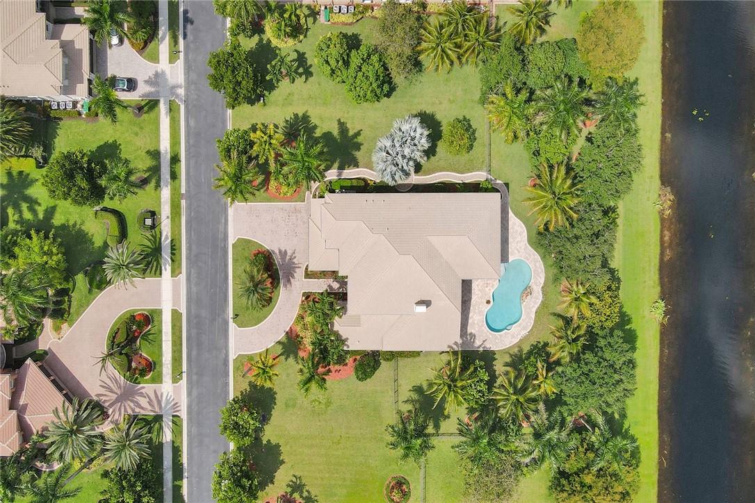 LONG LAKE RANCHES WEST - Residential