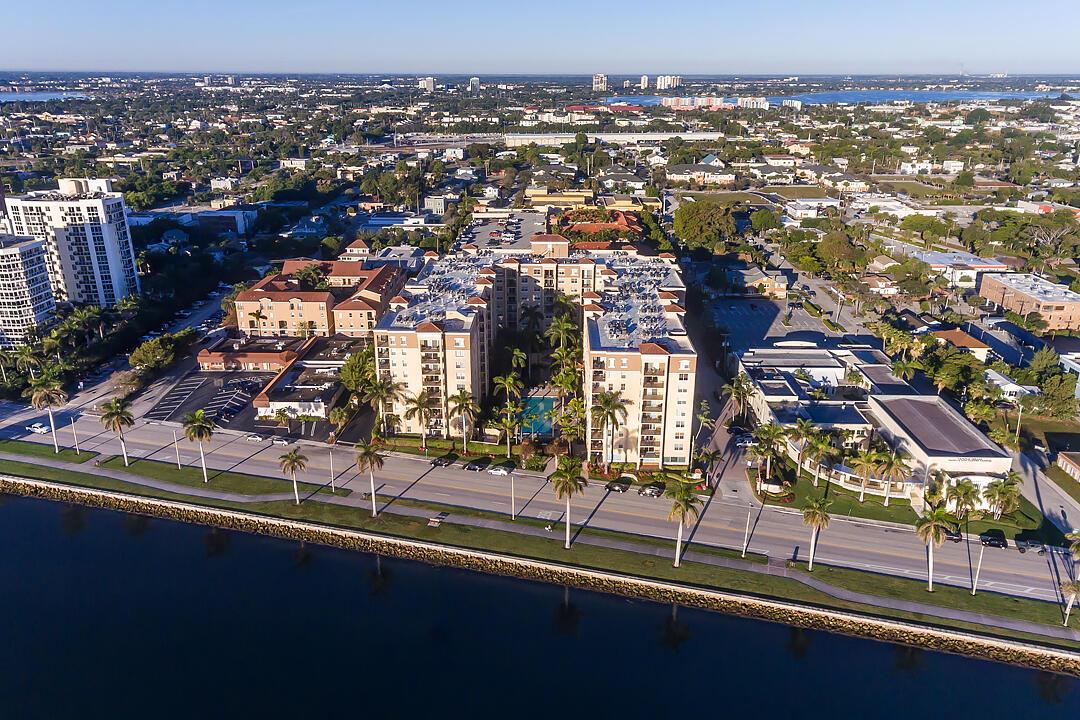 Flagler Pointe - Residential Lease