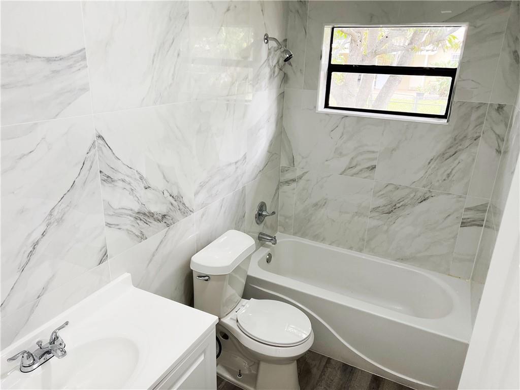 Taylor Manor - Residential Lease