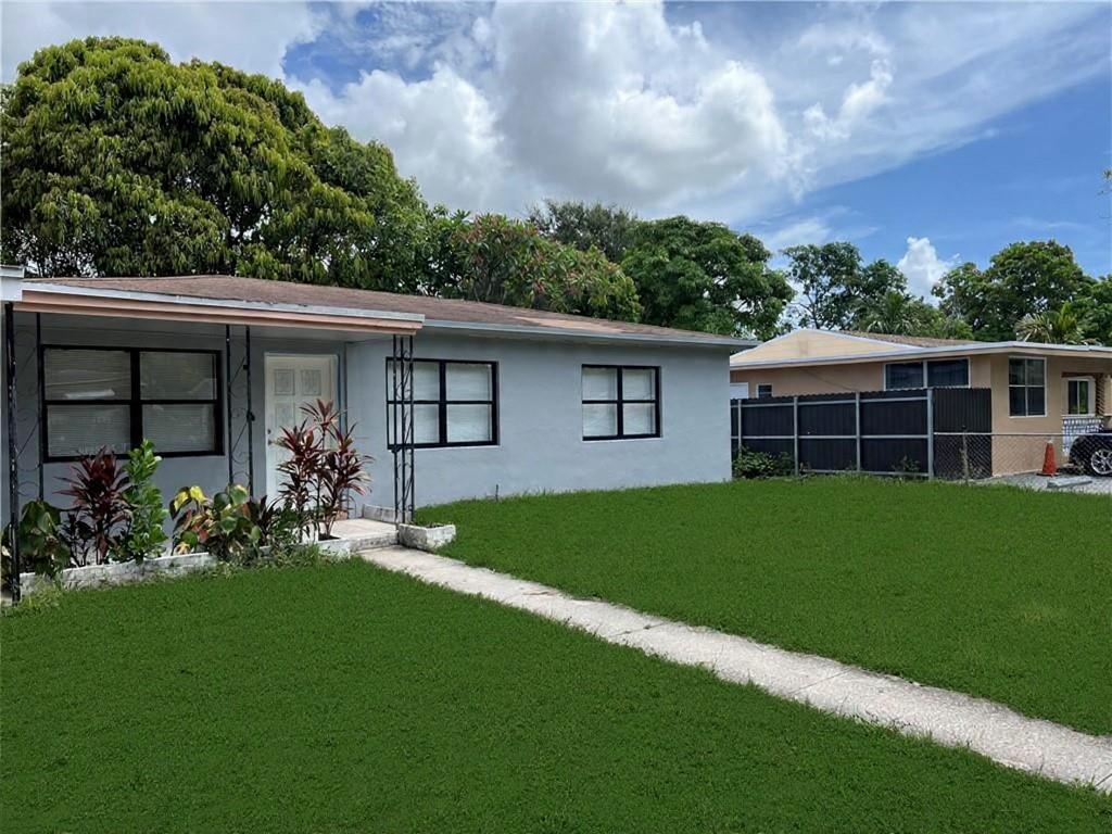 Taylor Manor - Residential Lease