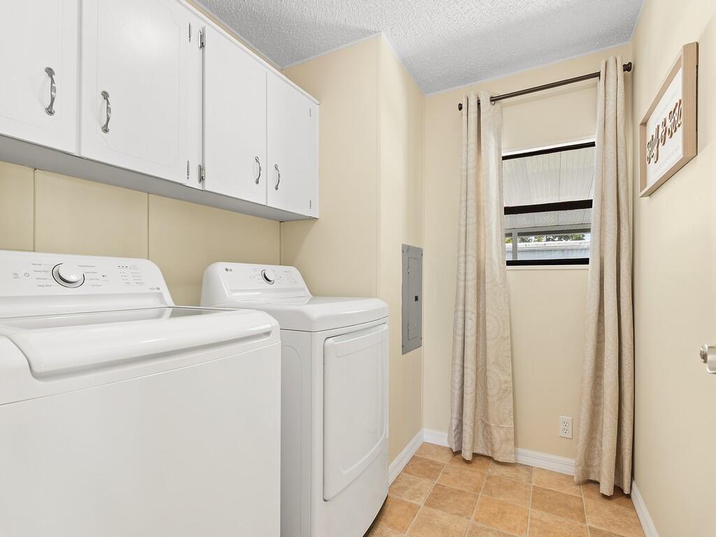 Spanish Lakes Golf Villag - Residential