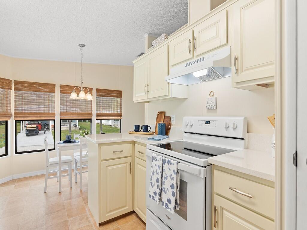 Spanish Lakes Golf Villag - Residential