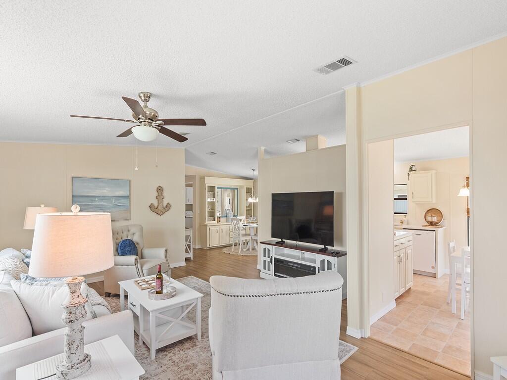 Spanish Lakes Golf Villag - Residential