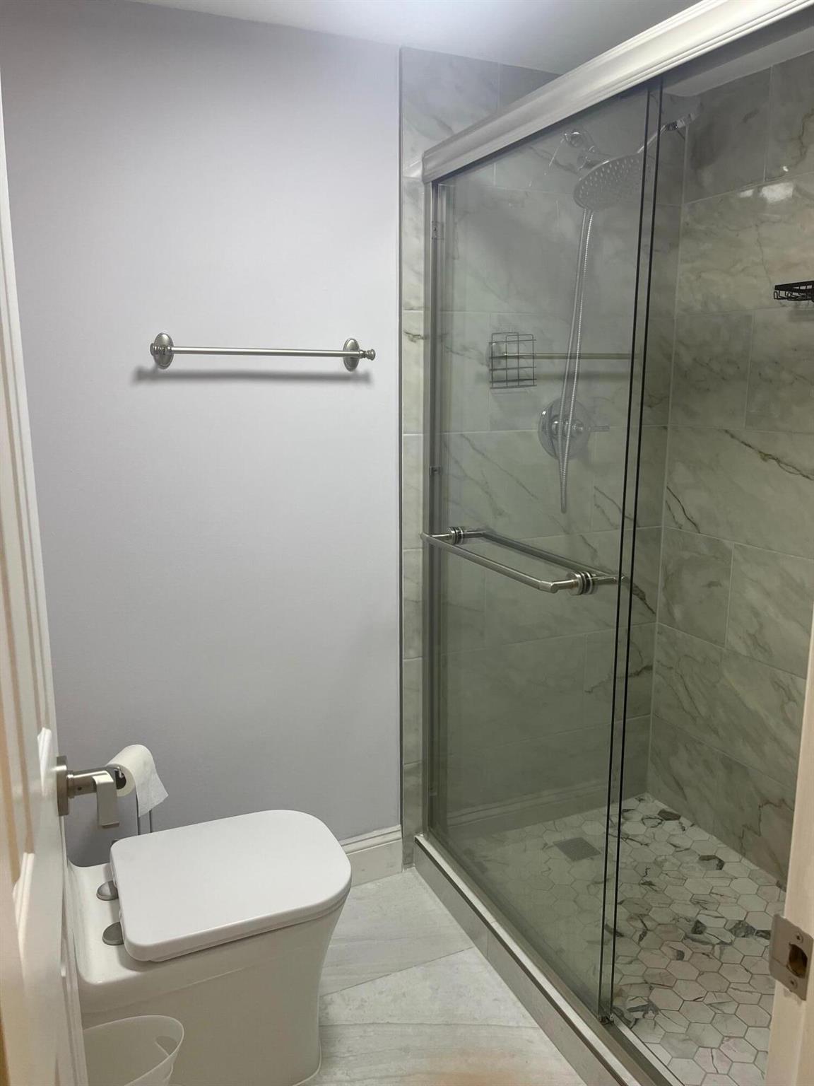 PLAZA TOWERS SOUTH CONDO - Residential Lease