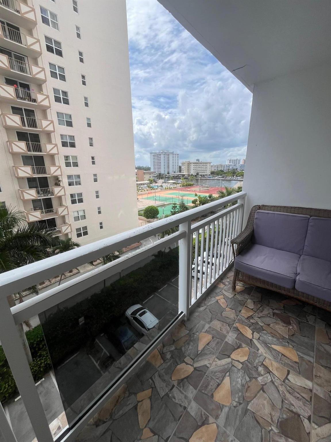 PLAZA TOWERS SOUTH CONDO - Residential Lease