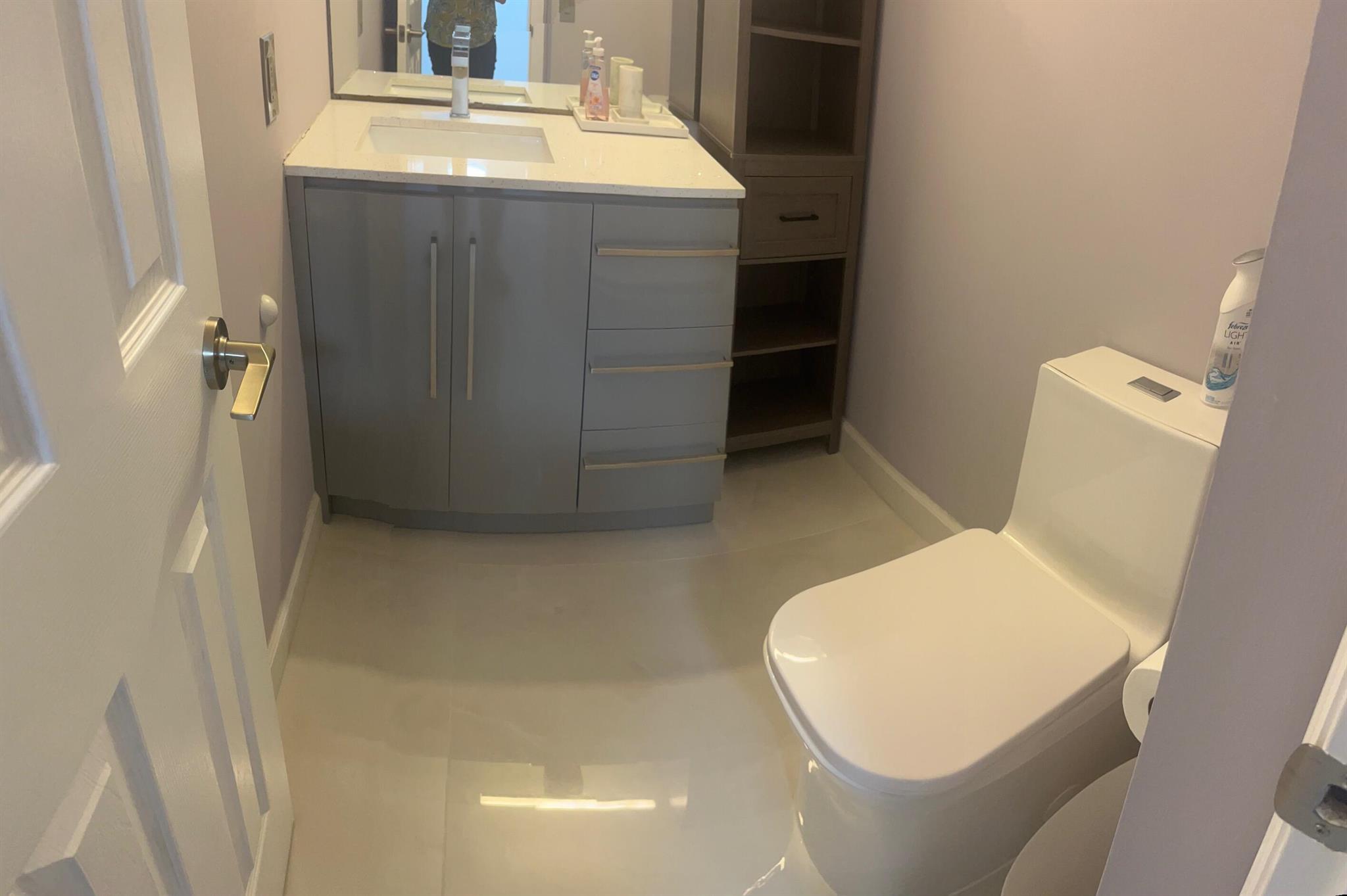 PLAZA TOWERS SOUTH CONDO - Residential Lease