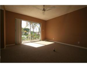 LOS MANGOS PATIO VILLAS AND TOWNHOMES - Residential Lease