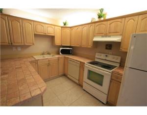 LOS MANGOS PATIO VILLAS AND TOWNHOMES - Residential Lease