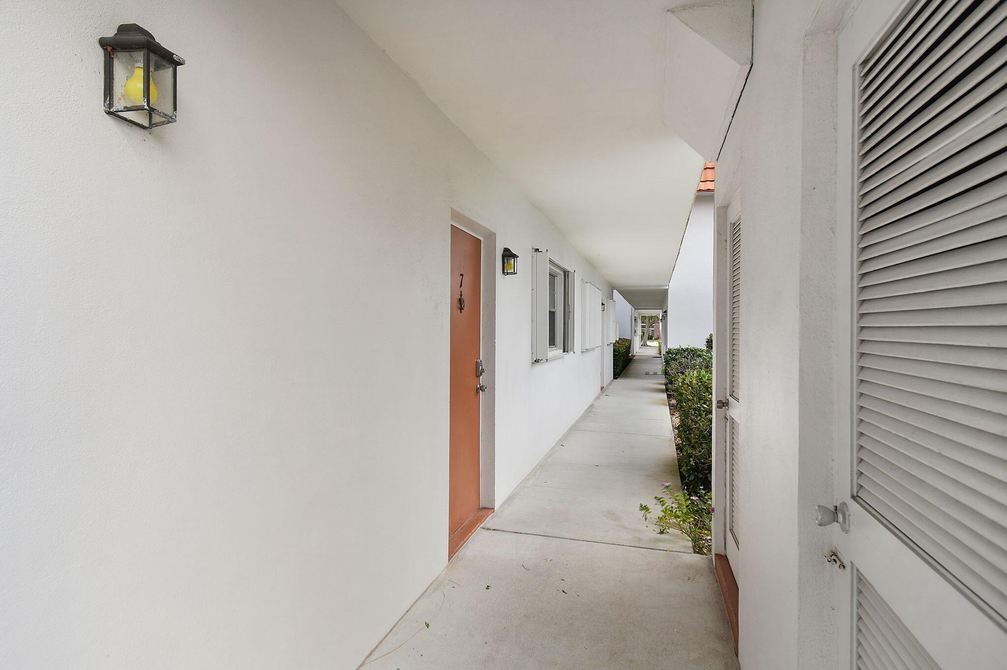 2600 SE Ocean Boulevard S7