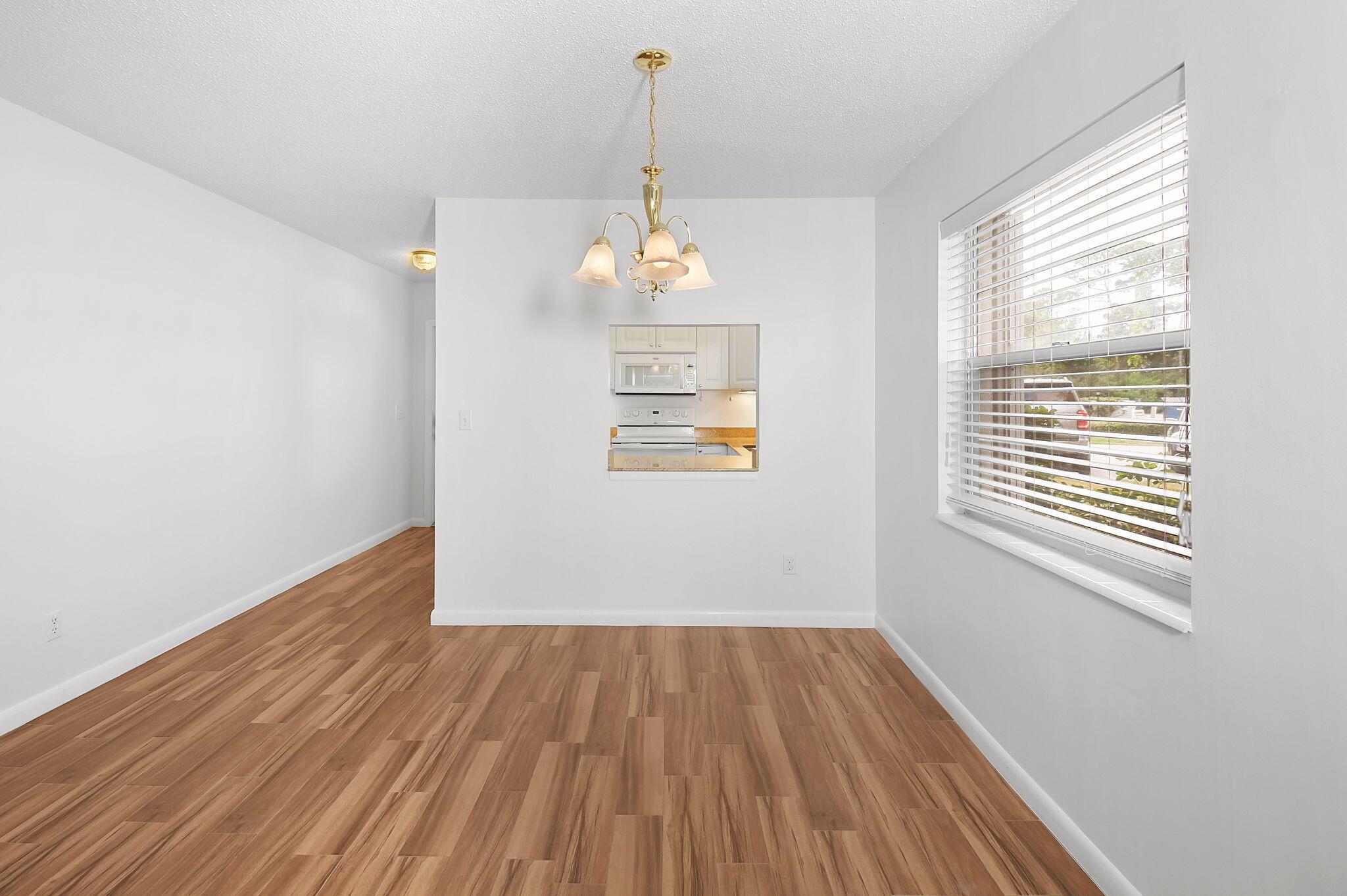 VISTA PINES CONDO - Residential