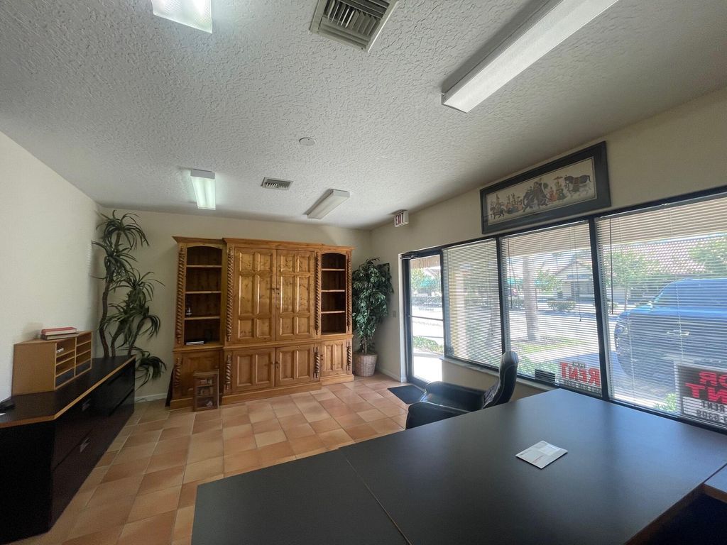 Photo of 725 N Hwy A1a, Jupiter, FL 33477 (MLS # B26008838)
