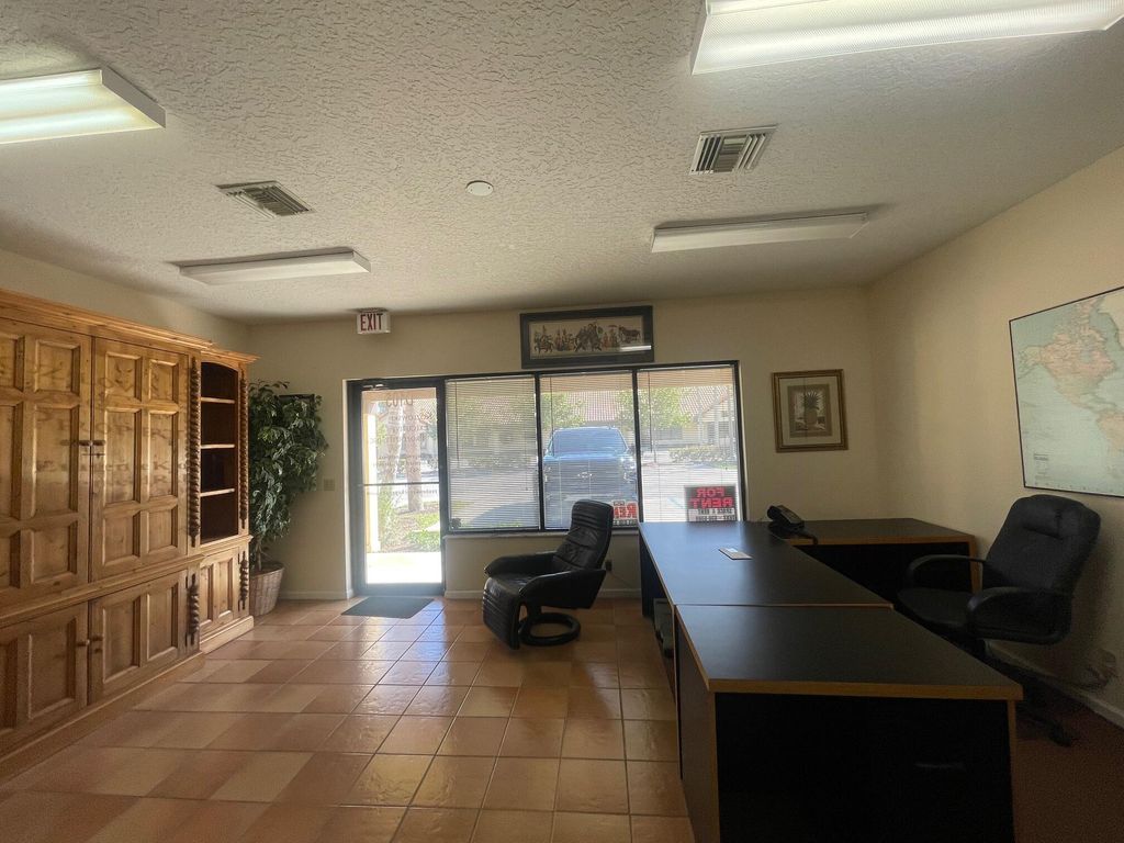 Photo of 725 N Hwy A1a, Jupiter, FL 33477 (MLS # B26008838)