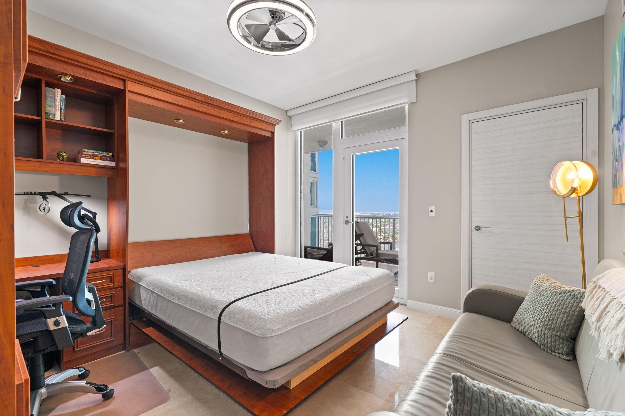 Las Olas Beach Club - Residential