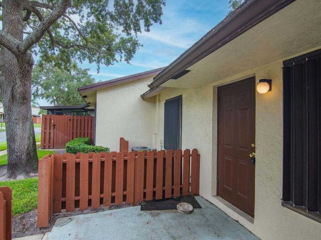 VILLAS OF HOBE SOUND - Residential