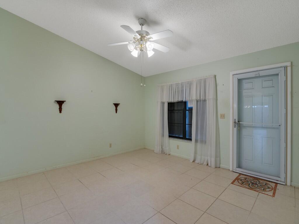 VILLAS OF HOBE SOUND - Residential