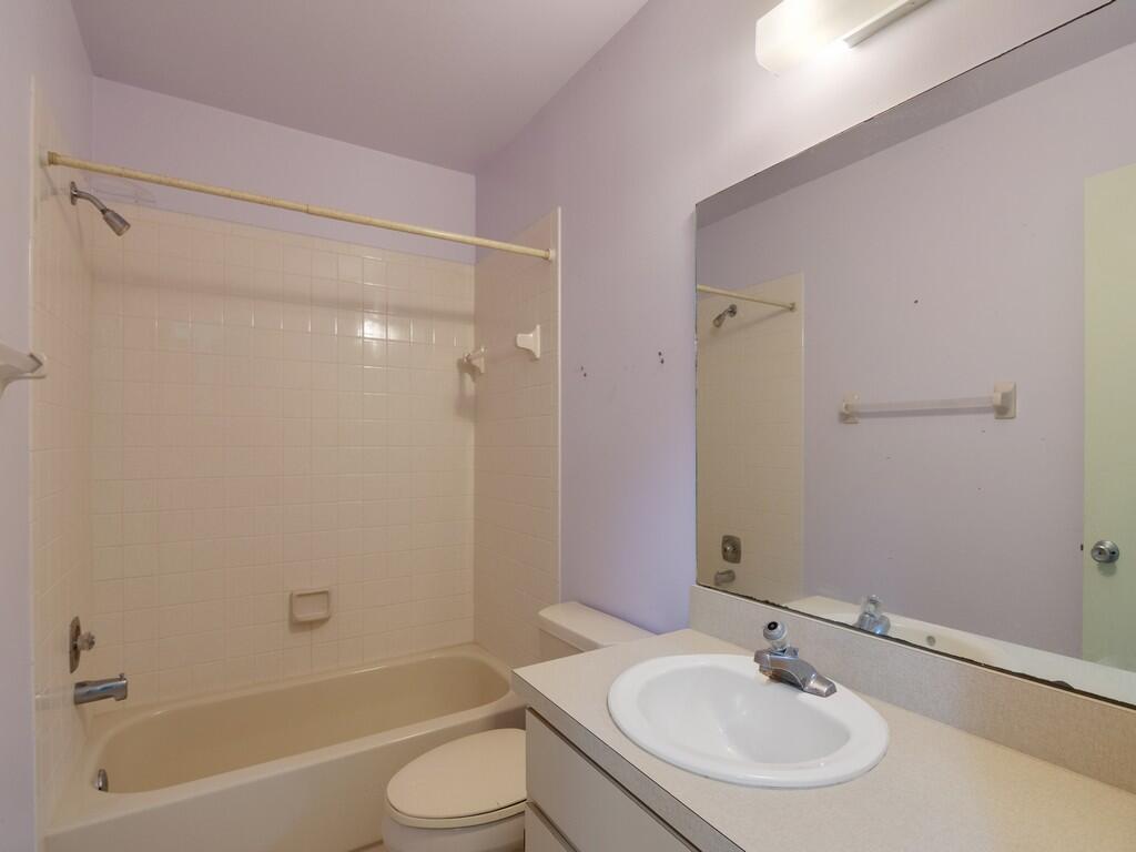 VILLAS OF HOBE SOUND - Residential