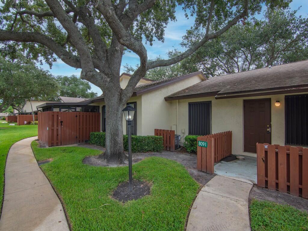 VILLAS OF HOBE SOUND - Residential