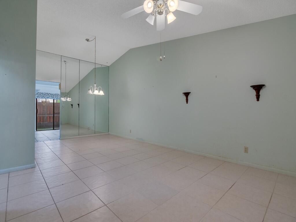 VILLAS OF HOBE SOUND - Residential