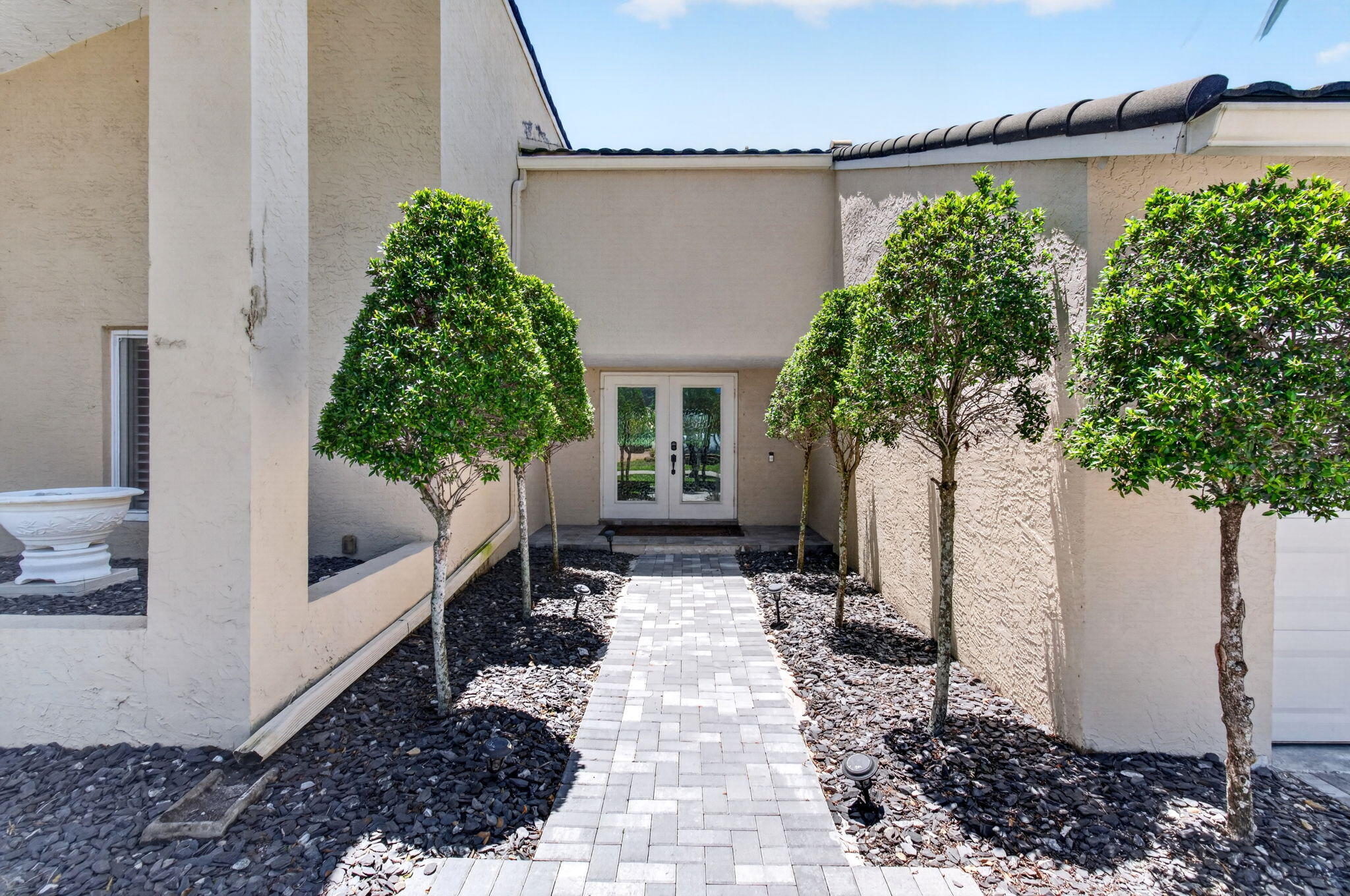 2320 SW 23rd Cranbrook Drive